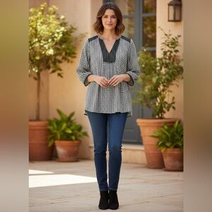 🕒 ✨3 for $30✨ NWOT | NYDJ | Printed 3/4 Sleeve Semi-Sheer | Black/White | M